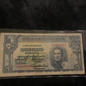 Vintage Uruguay Cinco Pesos Note